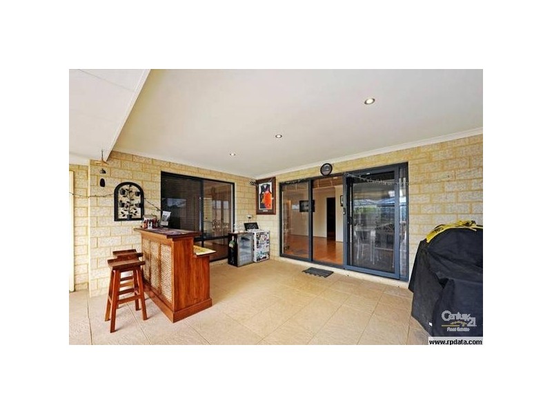 96 Fisher Street, Rockingham WA 6168