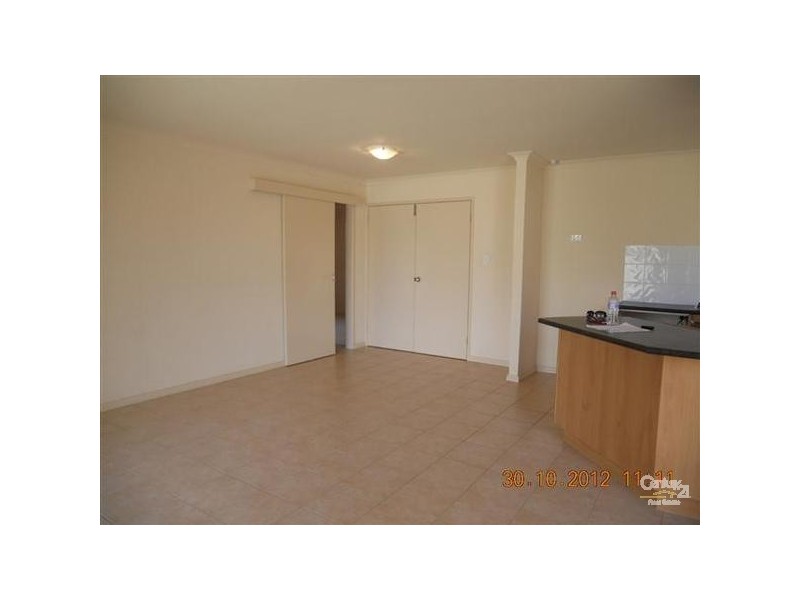 77 Montoro Drive, Port Kennedy WA 6172