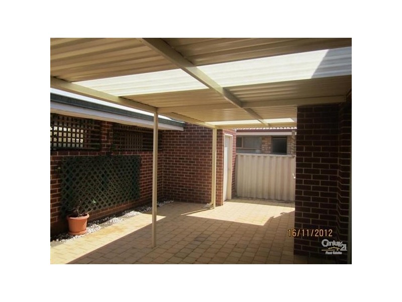 4/16 Lewington Street, Rockingham WA 6168