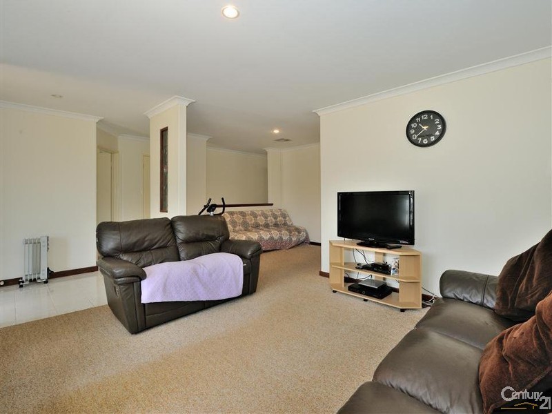 18 Hokin Street, Waikiki WA 6169