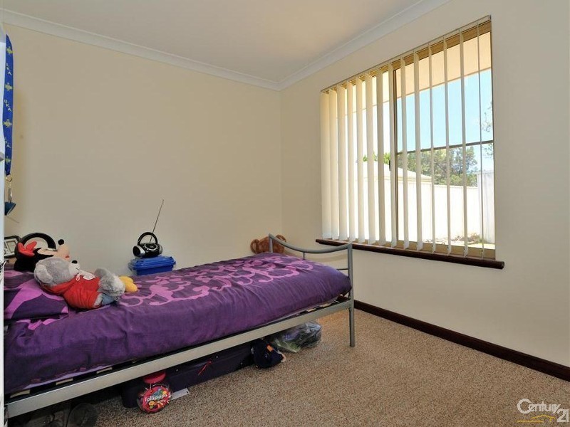 18 Hokin Street, Waikiki WA 6169