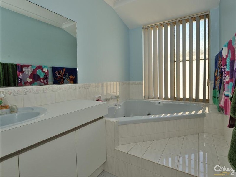 18 Hokin Street, Waikiki WA 6169