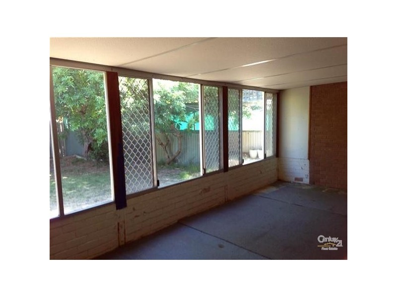 25 Orion Street, Rockingham WA 6168