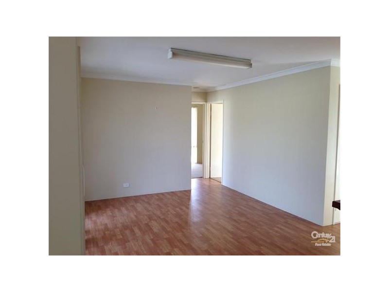 2/63 Saw Avenue, Rockingham WA 6168