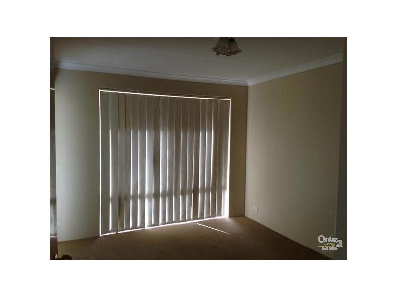 2/63 Saw Avenue, Rockingham WA 6168