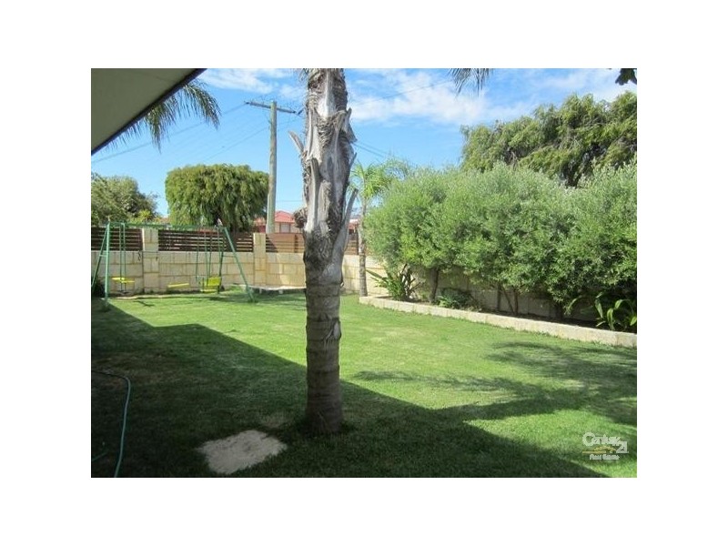 103 Safety Bay Road, Shoalwater WA 6169