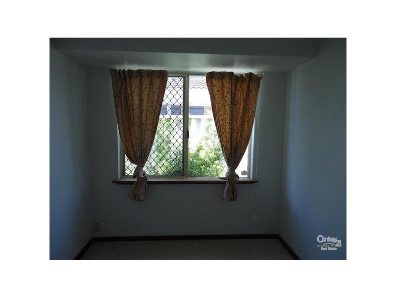 6 Rochefort Retreat, Port Kennedy WA 6172