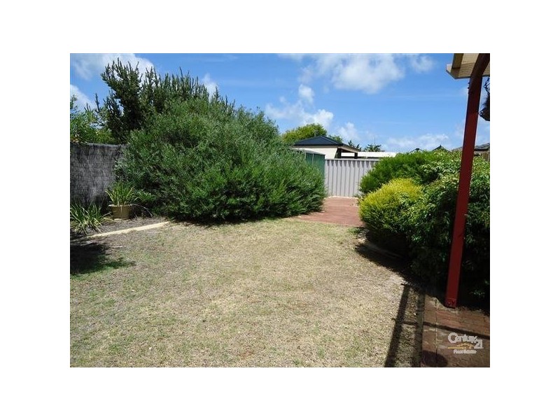 6 Rochefort Retreat, Port Kennedy WA 6172
