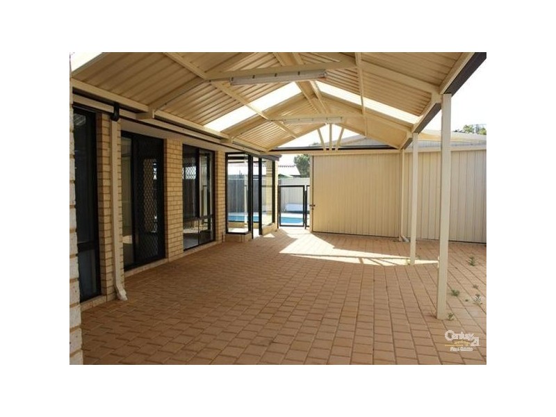5 Uist Court, Port Kennedy WA 6172