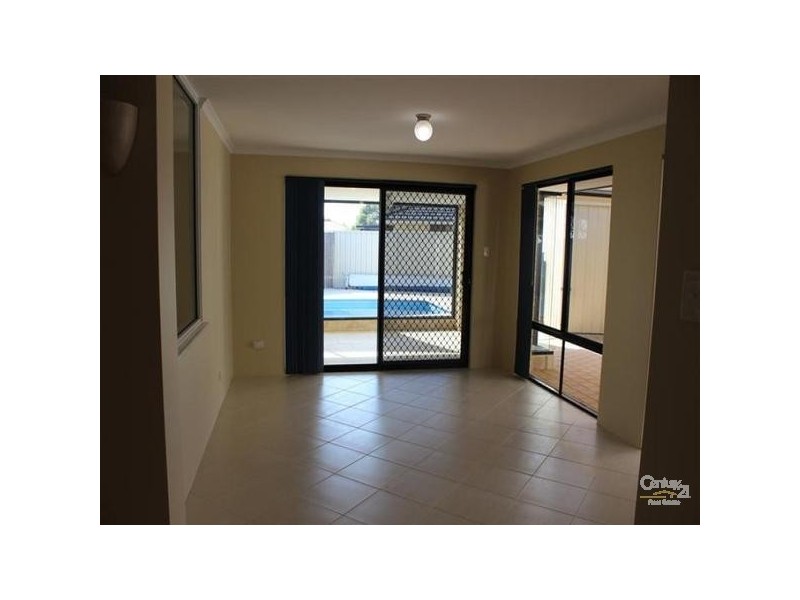 5 Uist Court, Port Kennedy WA 6172