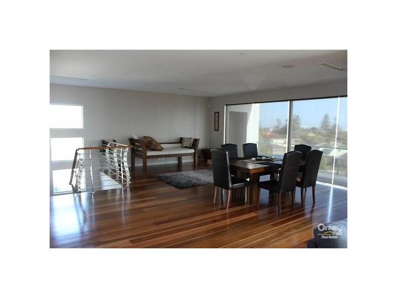 10 Hilda Road, Waikiki WA 6169