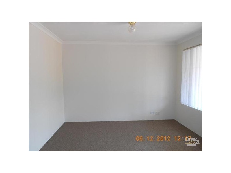 6/12 Dowling Street, Rockingham WA 6168