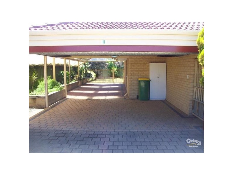 11 McGuire Mews, Rockingham WA 6168