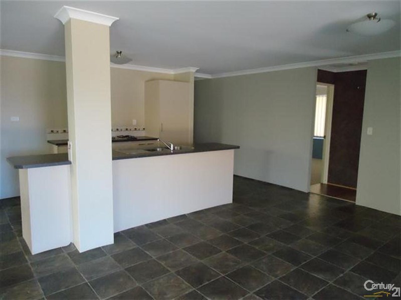 10 Squires Avenue, Bertram WA 6167