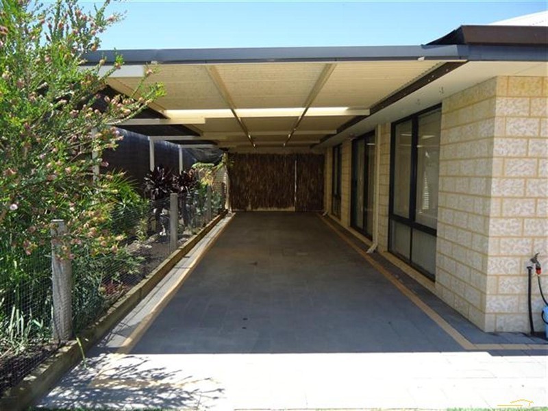 10 Squires Avenue, Bertram WA 6167