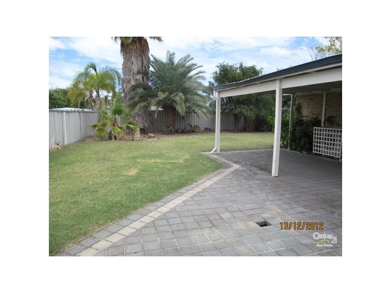 174 Willmott Drive, Cooloongup WA 6168