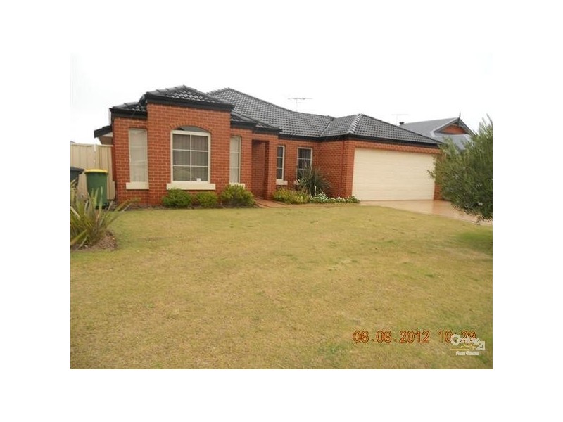 5 Vitesse Approach, Shoalwater WA 6169