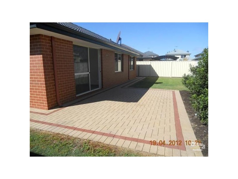 5 Vitesse Approach, Shoalwater WA 6169