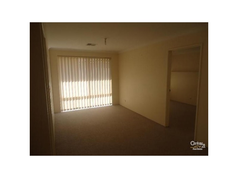 109 Baningan Avenue, Success WA 6164