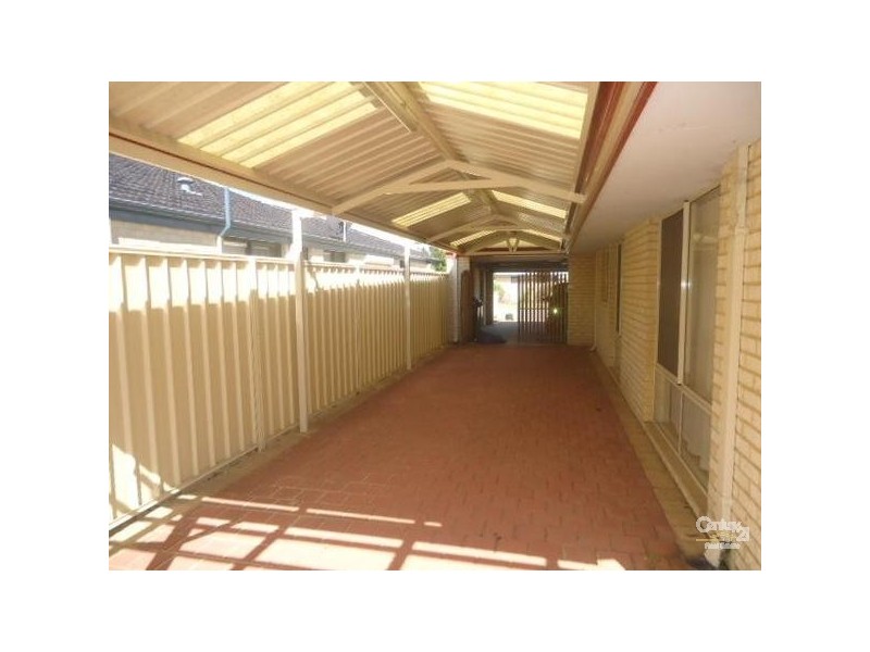 109 Baningan Avenue, Success WA 6164