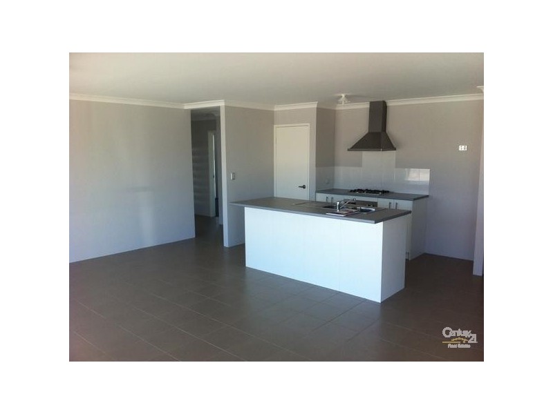 11 Jutland Avenue, Baldivis WA 6171