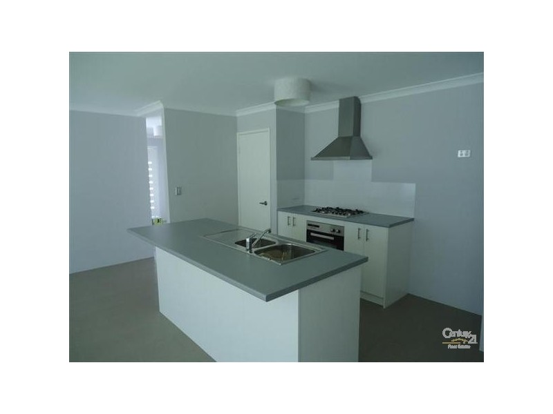 11 Jutland Avenue, Baldivis WA 6171