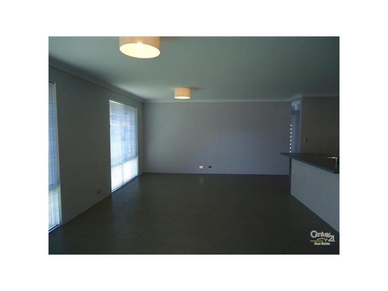 11 Jutland Avenue, Baldivis WA 6171