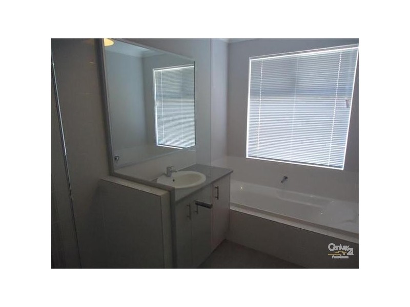 11 Jutland Avenue, Baldivis WA 6171