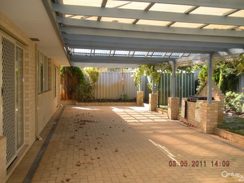 26 Jaywick Close, Safety Bay WA 6169