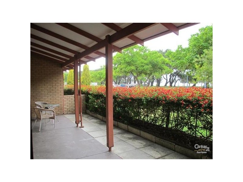 1/53 Rockingham Beach Road, Rockingham WA 6168