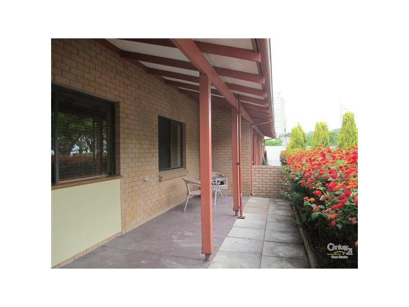 1/53 Rockingham Beach Road, Rockingham WA 6168