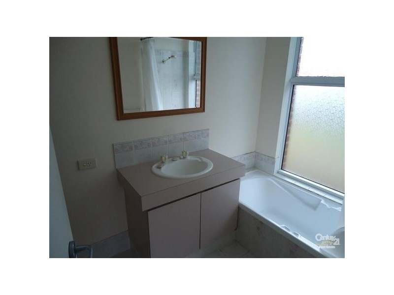 1 Leeder Street, Safety Bay WA 6169