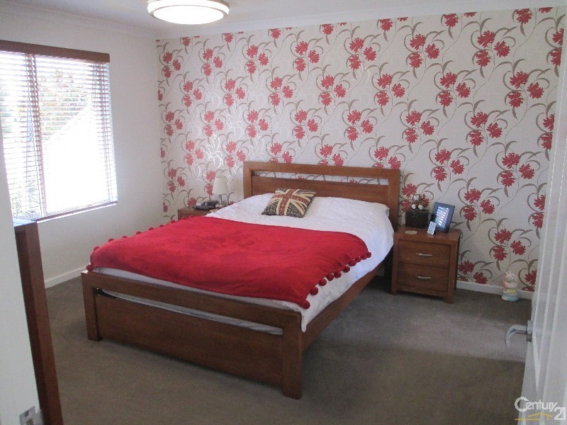 18 Waterfront Parkway, Shoalwater WA 6169