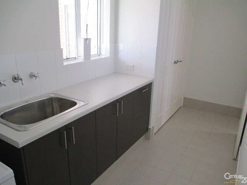 18 Waterfront Parkway, Shoalwater WA 6169