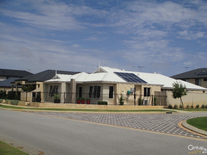 18 Waterfront Parkway, Shoalwater WA 6169