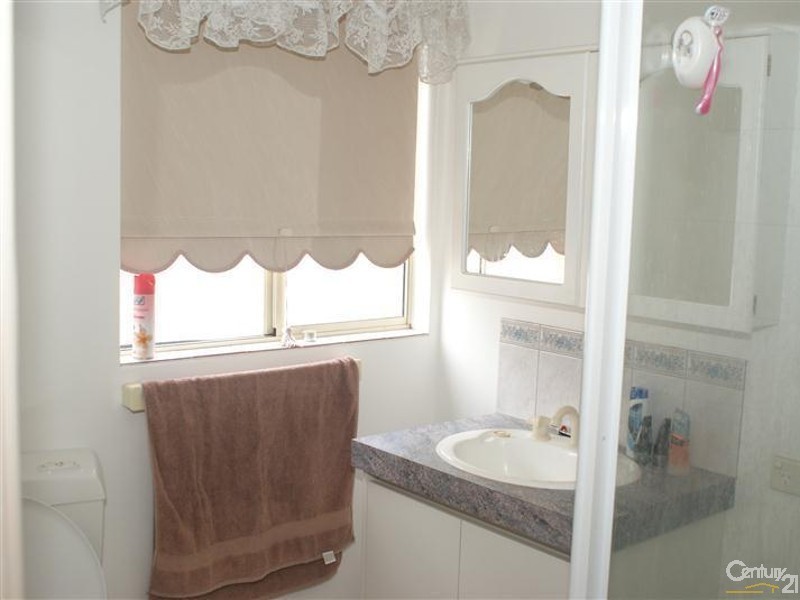 14 Teraglin Way, Warnbro WA 6169