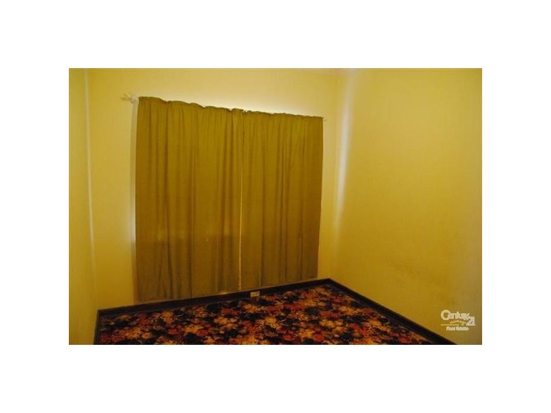 152 Parkin Street, Rockingham WA 6168