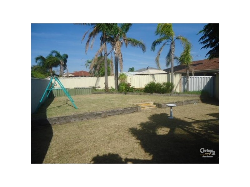 7 Cotton Place, Waikiki WA 6169