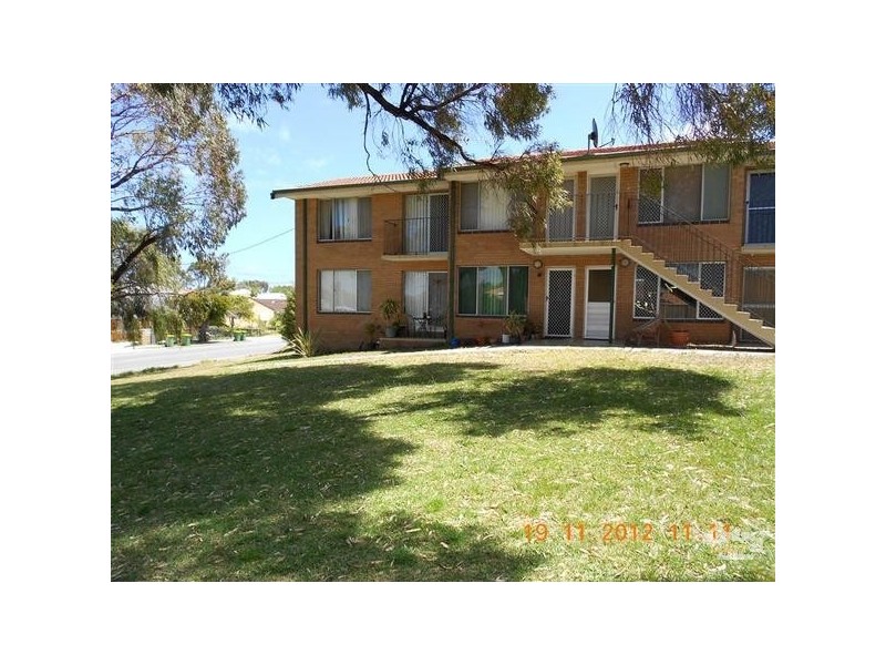 1/110 Safety Bay Road, Shoalwater WA 6169