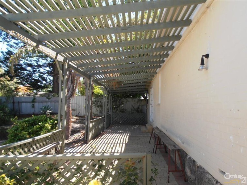 26 Langley Street, Rockingham WA 6168