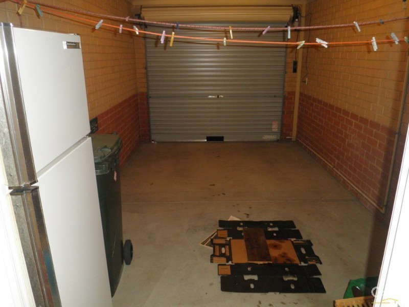 4/1 Ashford Avenue, Rockingham WA 6168