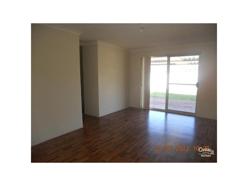 28 McNairn Cross, Leda WA 6170