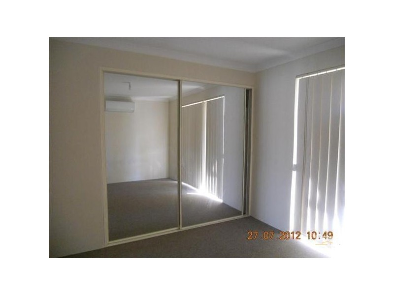 28 McNairn Cross, Leda WA 6170