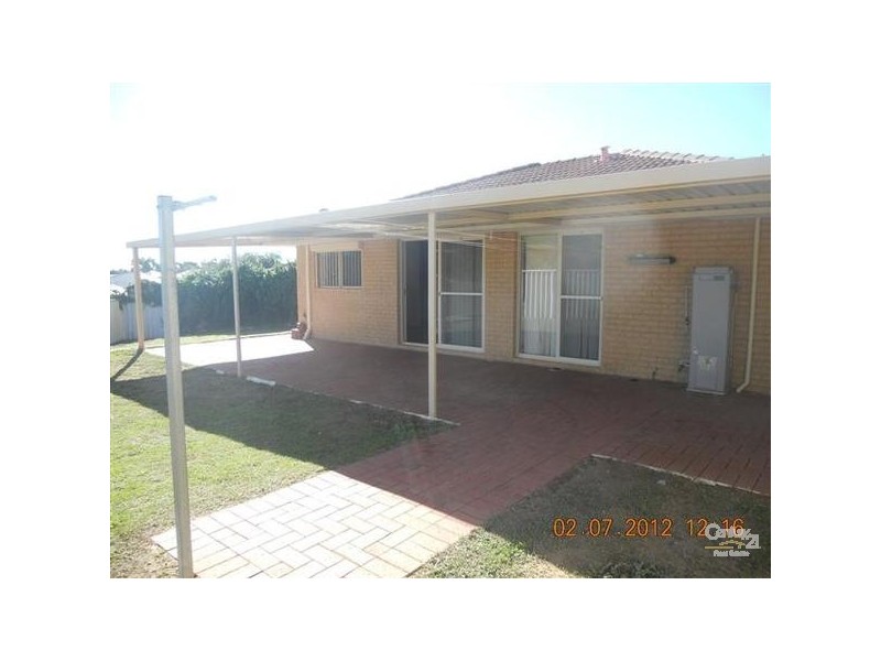 28 McNairn Cross, Leda WA 6170