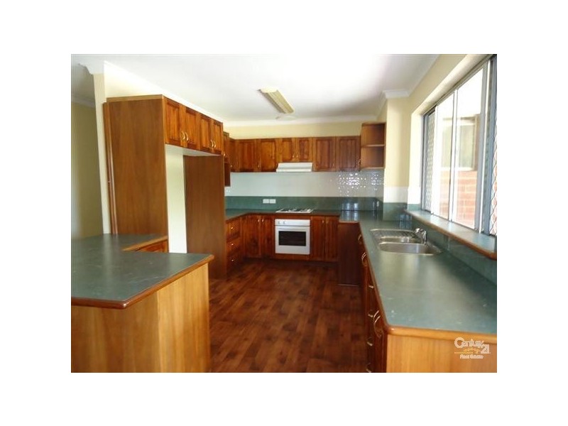4 Dodd Place, Warnbro WA 6169