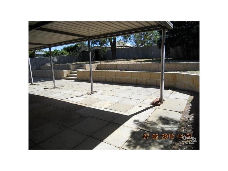 22 Cimbor Way, Parmelia WA 6167
