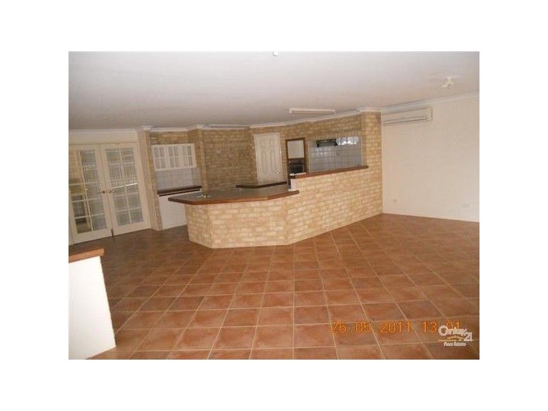 8 Cardiff Place, Warnbro WA 6169