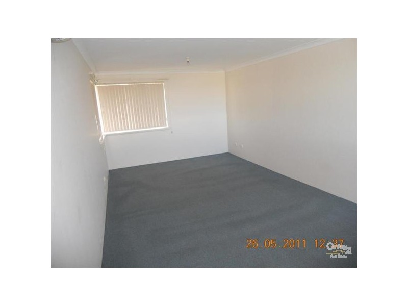 8 Cardiff Place, Warnbro WA 6169
