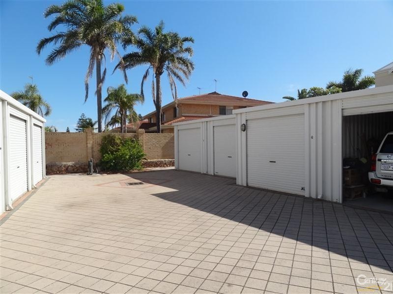 2/47 Esplanade, Rockingham WA 6168