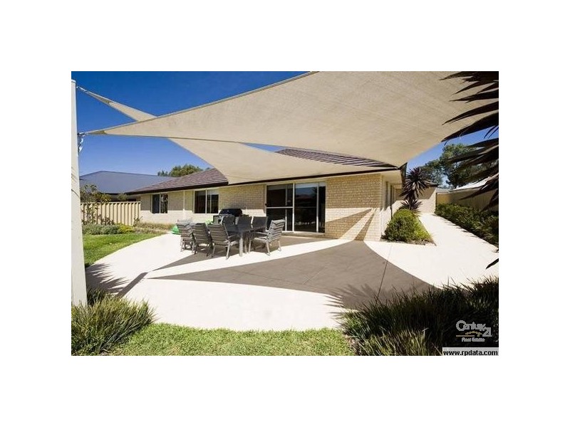 32 Arrowwood Loop, Secret Harbour WA 6173